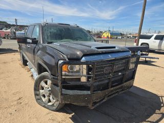 2019 GMC Sierra 2500HD SLT - Exterior Front Right Corner Image